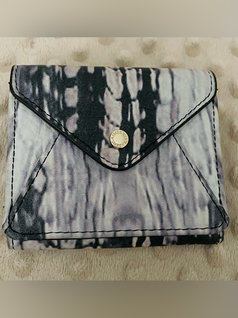 Aimee Kestenberg Tamitha Zip It Up Trifold Wallet